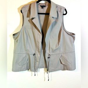 Baccini Stylish Women’s Cargo Vest Size 22/24